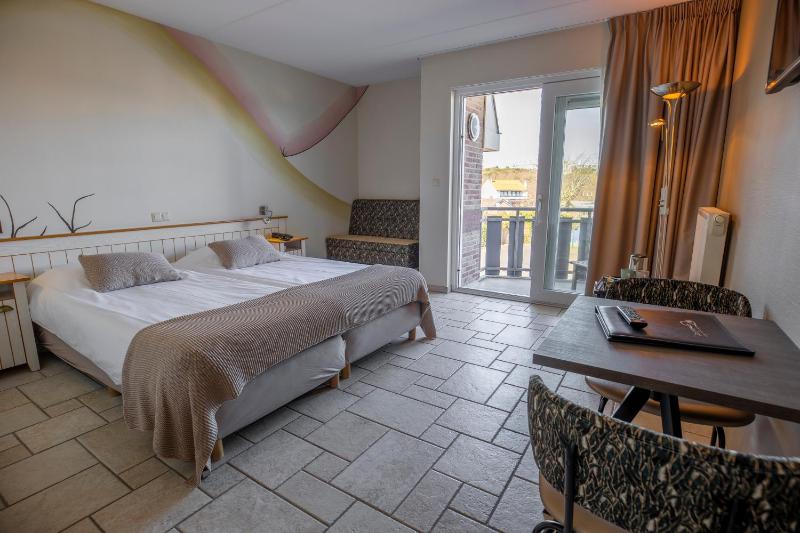 Double Room with Sauna image 4