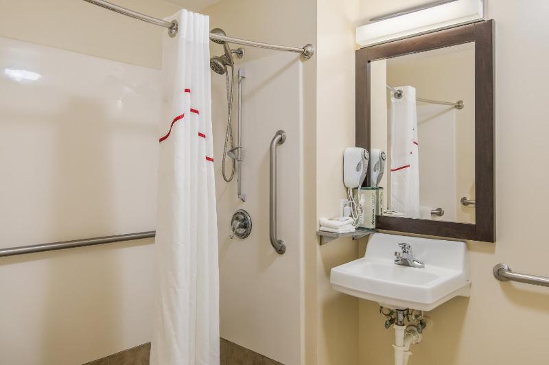Deluxe Room with Two Queen Beds Disability Access Roll-In Shower Non-Smoking image 2