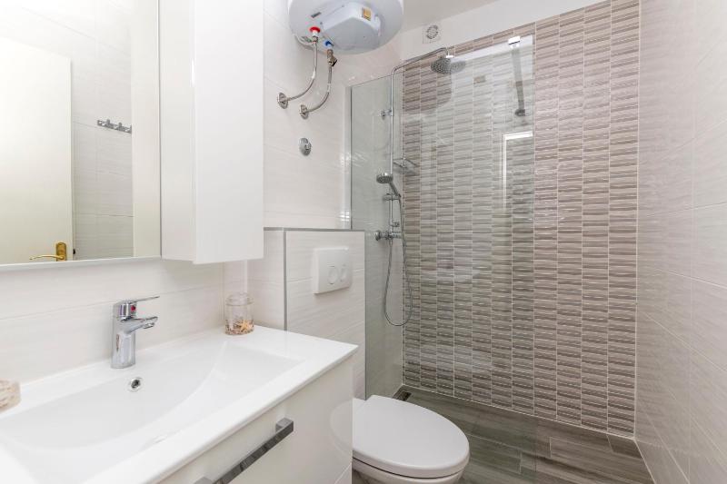 Apartments Tina Sea ​View - image 16