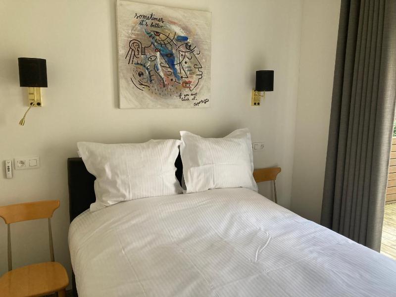 Junior Suite with Terrace image 2