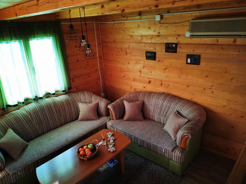 Three-Bedroom House image 2