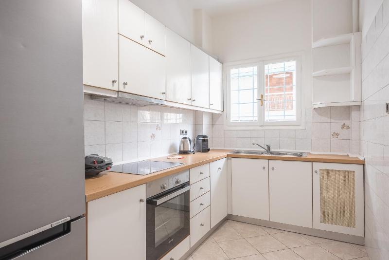 Victoria Majestic Suites Apartments - image 6