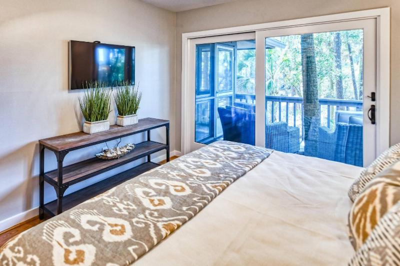 Riverhouse - image 35