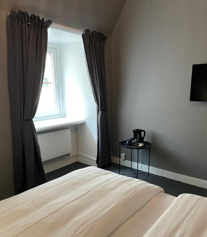 Superior Double Room image 3