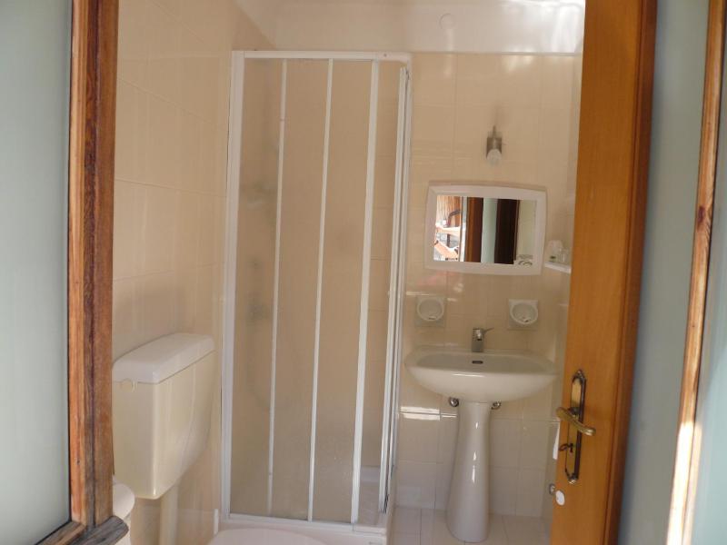 Triple Room with Mountain View image 3