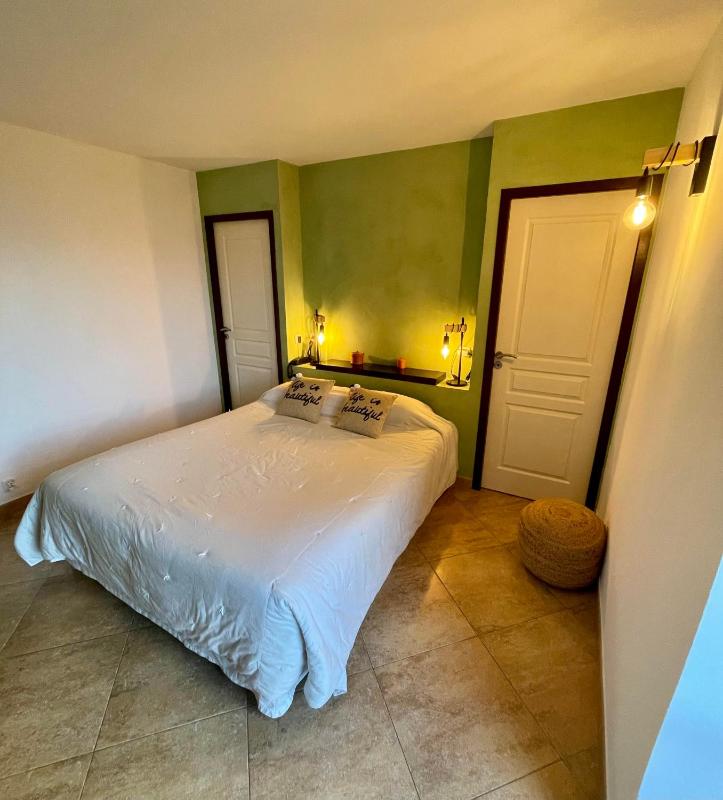 Double Room with Sea View and Terrace image 1