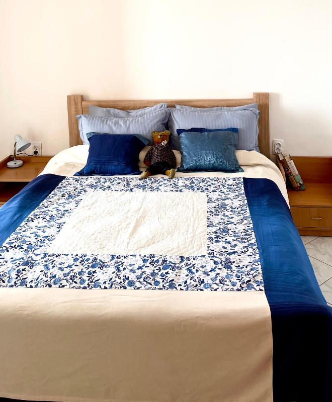 One-Bedroom Apartment with Sea View image 4