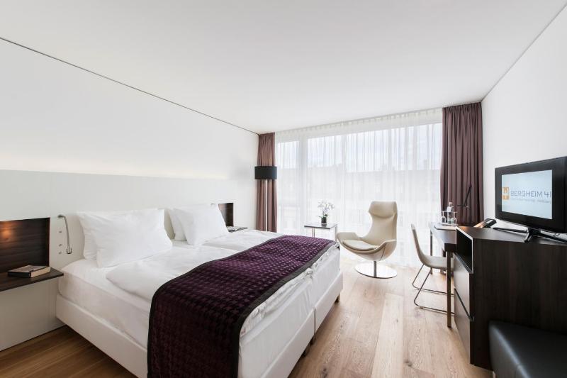 Superior Single Room image 1