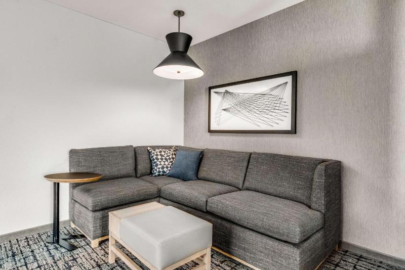 Hyatt Place Colorado Springs Downtown - image 8