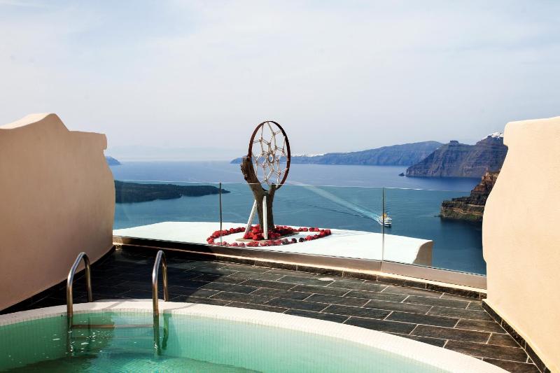 Presidential Suite with Private Pool image 4