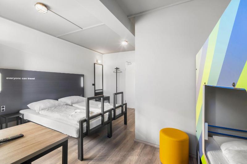 Quadruple Room image 1