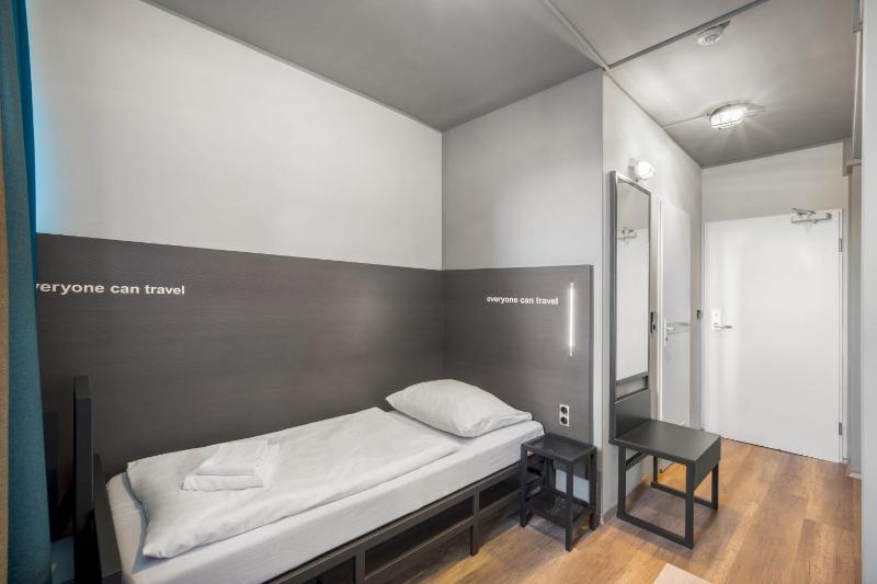 Single Room image 1