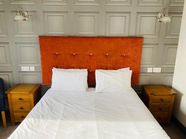 Double Room - Disability Access image 3