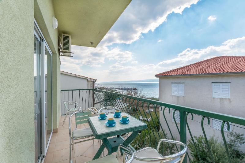 Apartments Mara - image 12