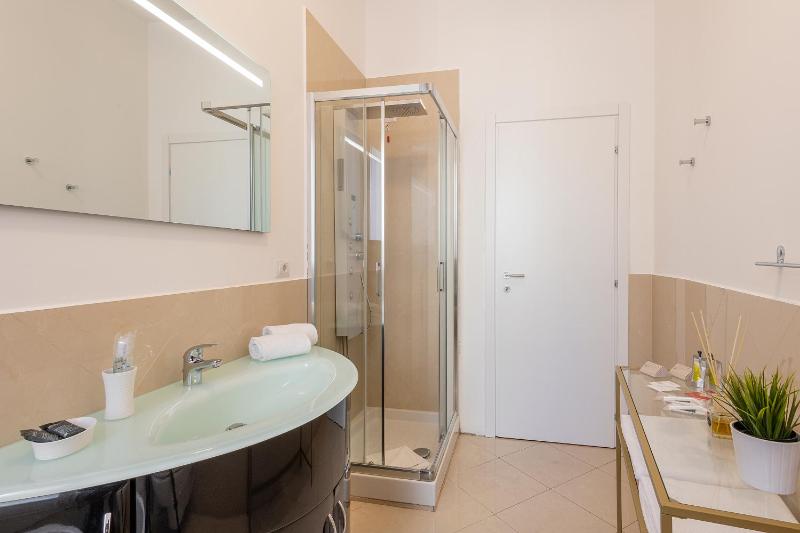 Studio - Corso Magenta 62 image 2