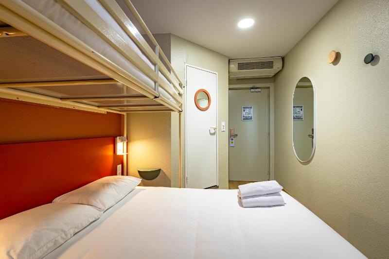 Triple Room image 4