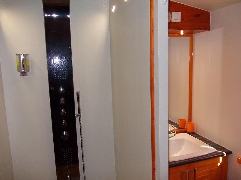 Studio Apartment image 2