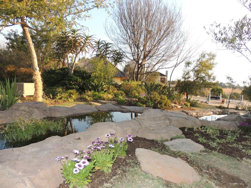 Strawberry Fields Country Manor Guest House - image 11