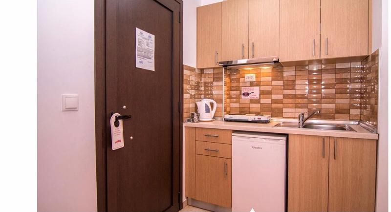 Quadruple Room image 4