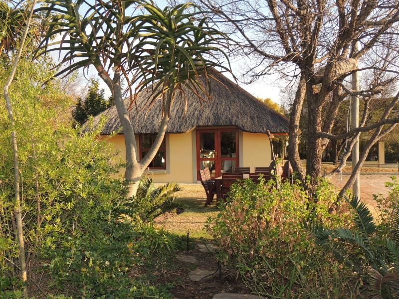 Strawberry Fields Country Manor Guest House - image 2
