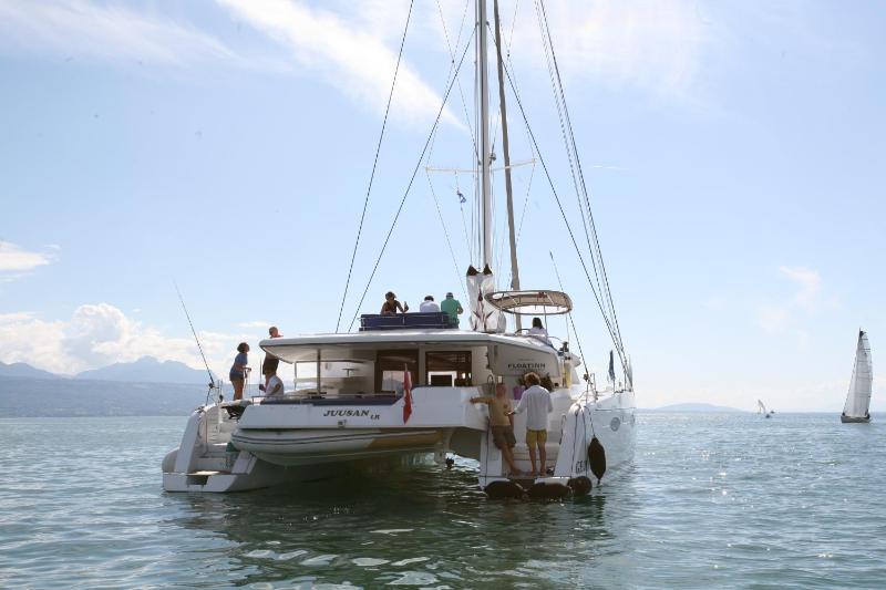 Floatinn Boat-BnB - image 12
