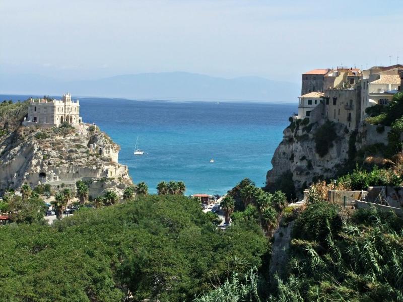 Bella Tropea Suite - image 30