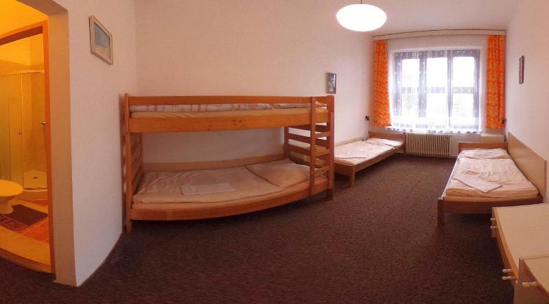 Quadruple Room image 1