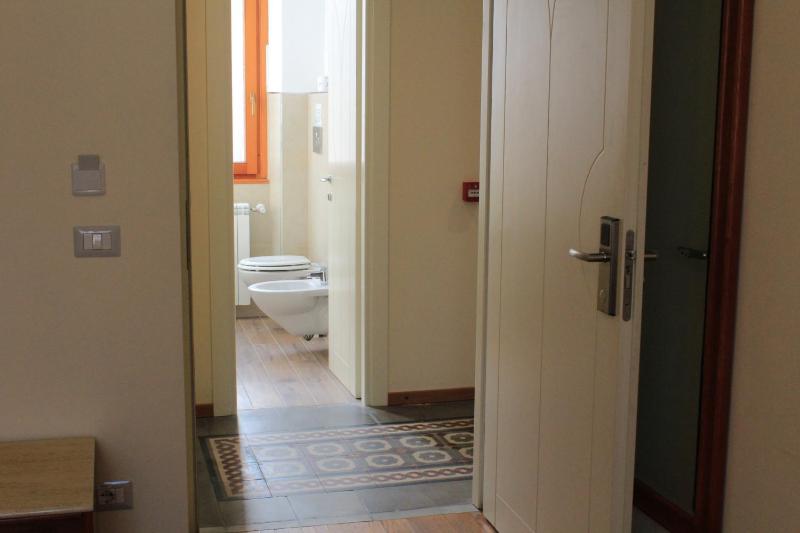 Double or Twin Room with Private External Bathroom image 2