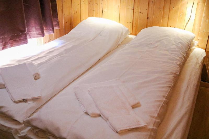 Three-Bedroom Chalet image 3
