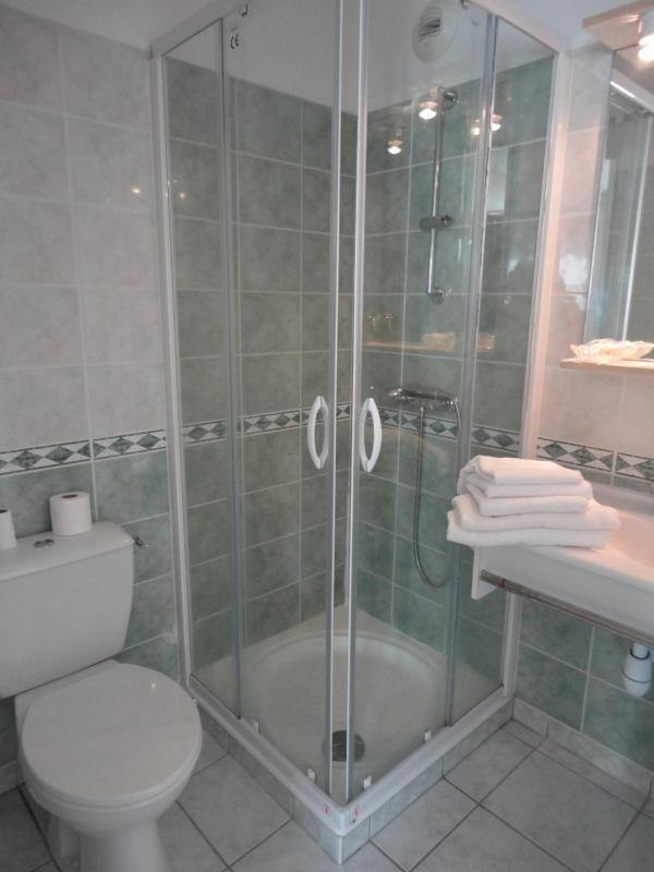 Double Room with Mountain View image 3