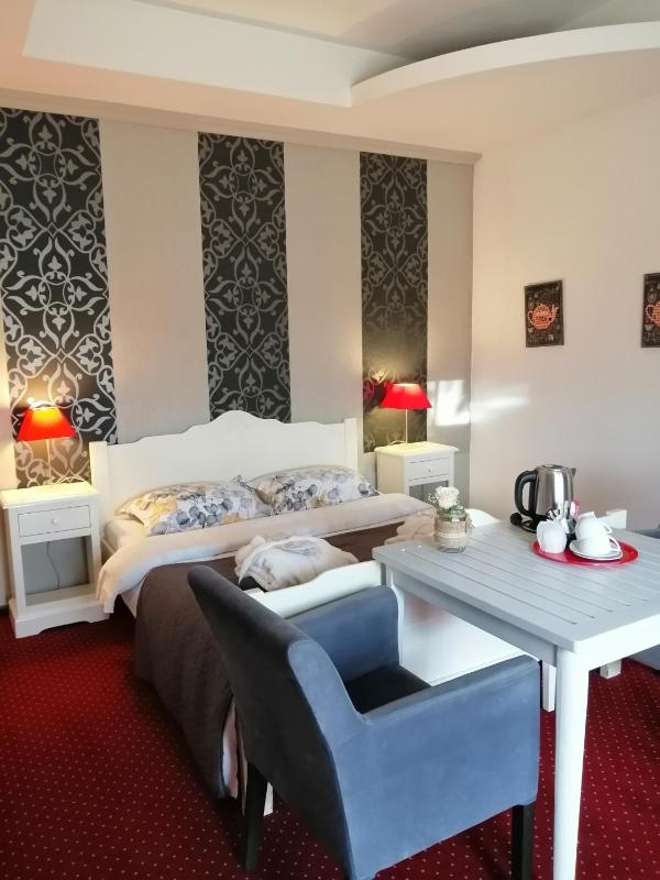 Superior Double Room image 4