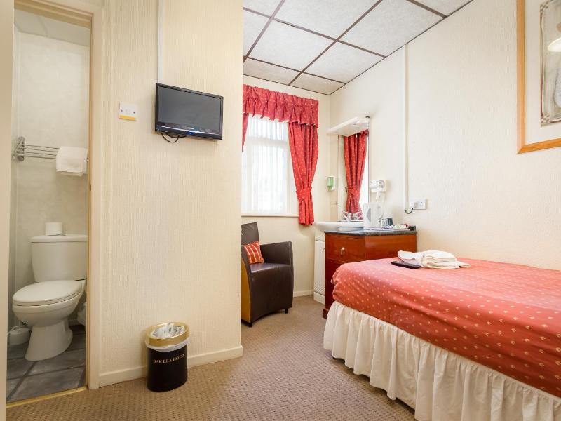 Standard Single Room with Shower image 1