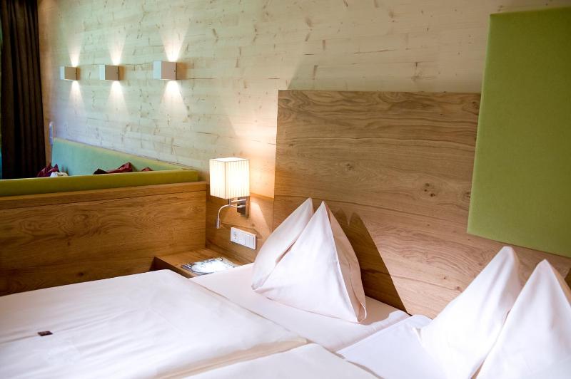 Junior Suite with Mountain View image 1