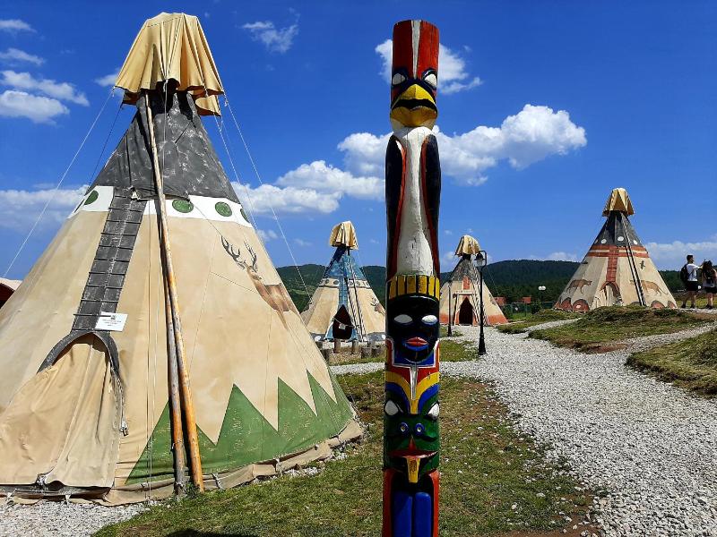 Indian Tent - Tipi Deluxe image 3