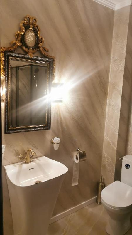 Deluxe Double Room image 2