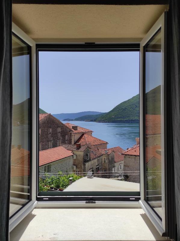 Duplex Apartment with Sea View image 3