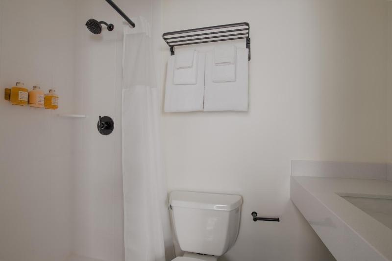Dupont Circle Embassy Inn by FOUND - image 13