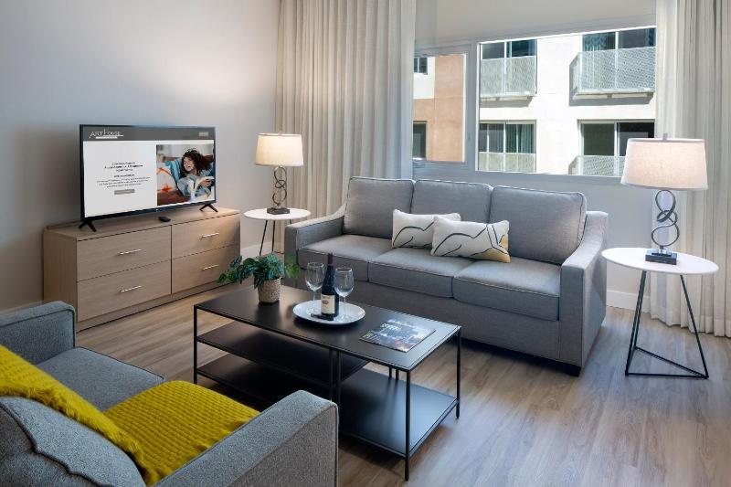 Standard Apartment image 3