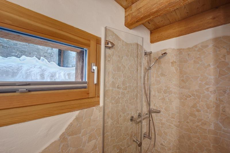 Two-Bedroom Chalet image 4
