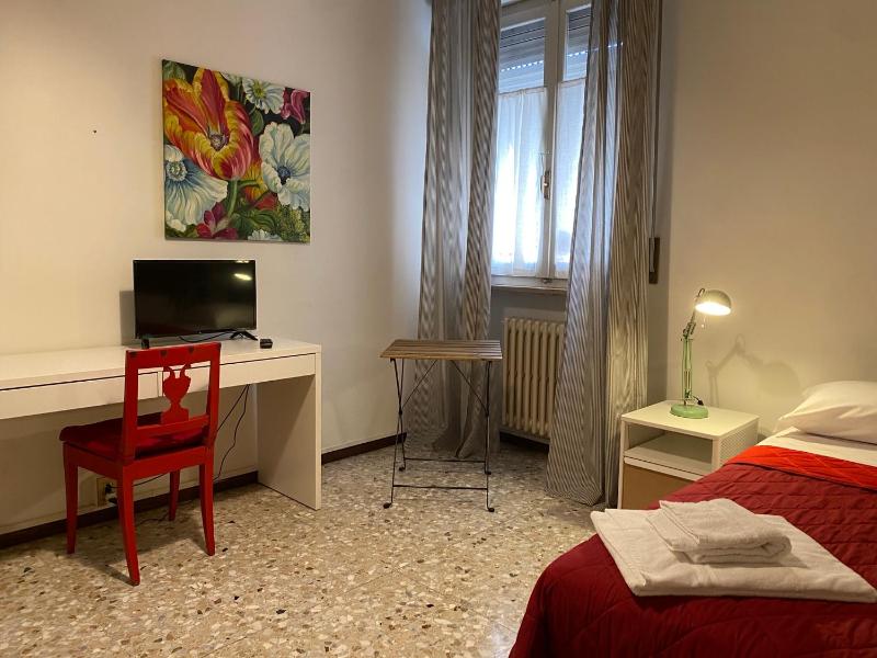 Affittacamere Room ospedale Maggiore - image 17