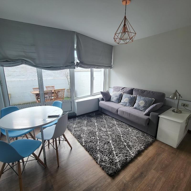 Apartment with Sea View image 3