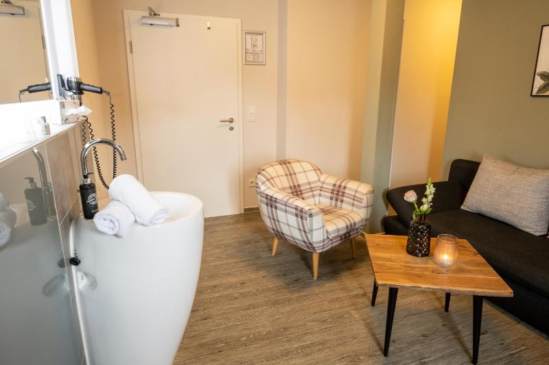 Deluxe Suite image 2