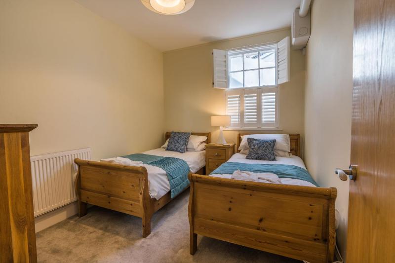 Trinity Mews - image 31