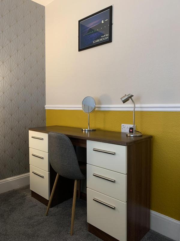 Standard Double Room image 4