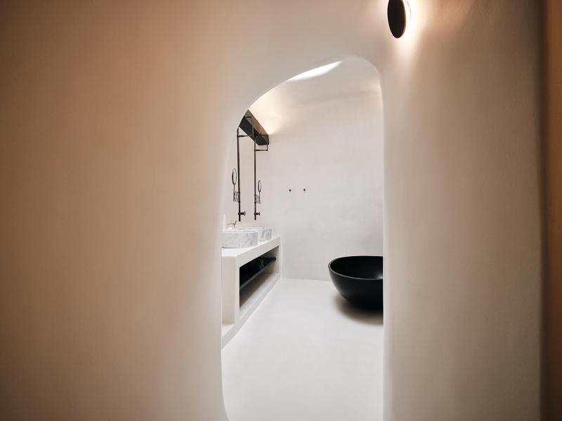 Abyss Santorini - image 20