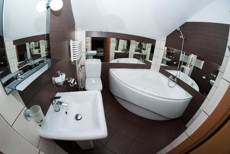 Deluxe Double Room with Bath image 1