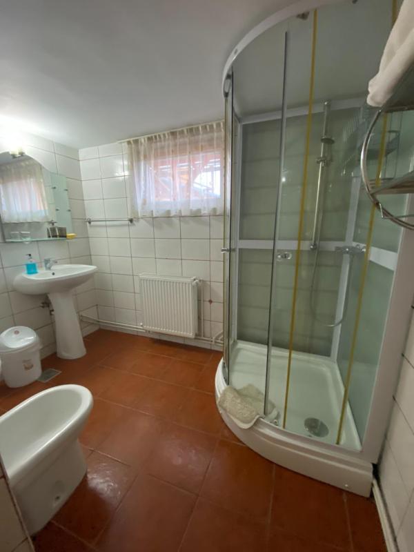 Double Room with Extra Bed image 2