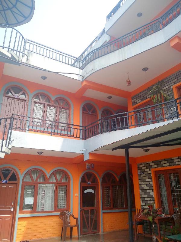 Paramount guest house - image 13