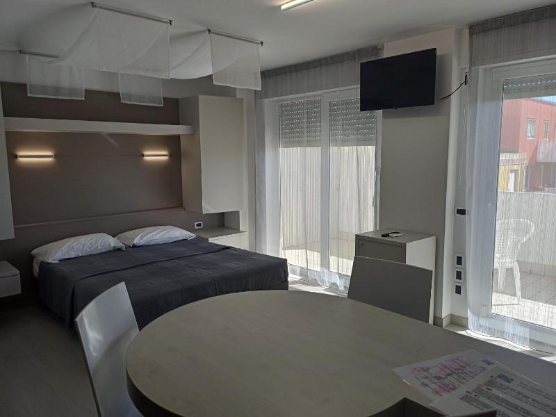 Superior Double Room image 1