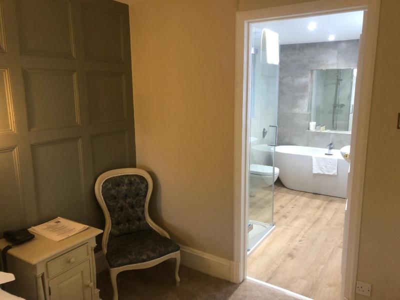 Superior Double Room image 2